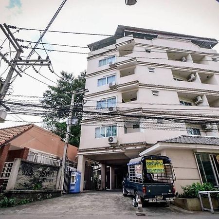 We Residence Pattaya Exterior photo